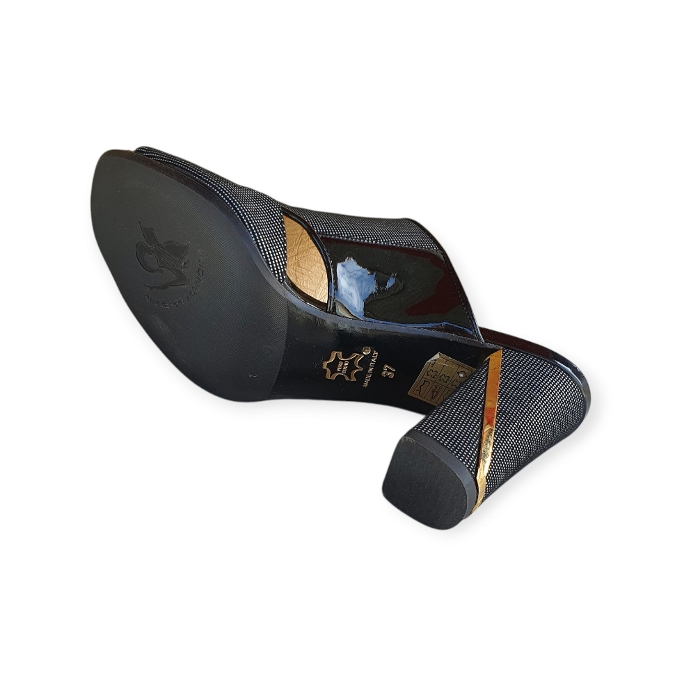 1276 Trama nero